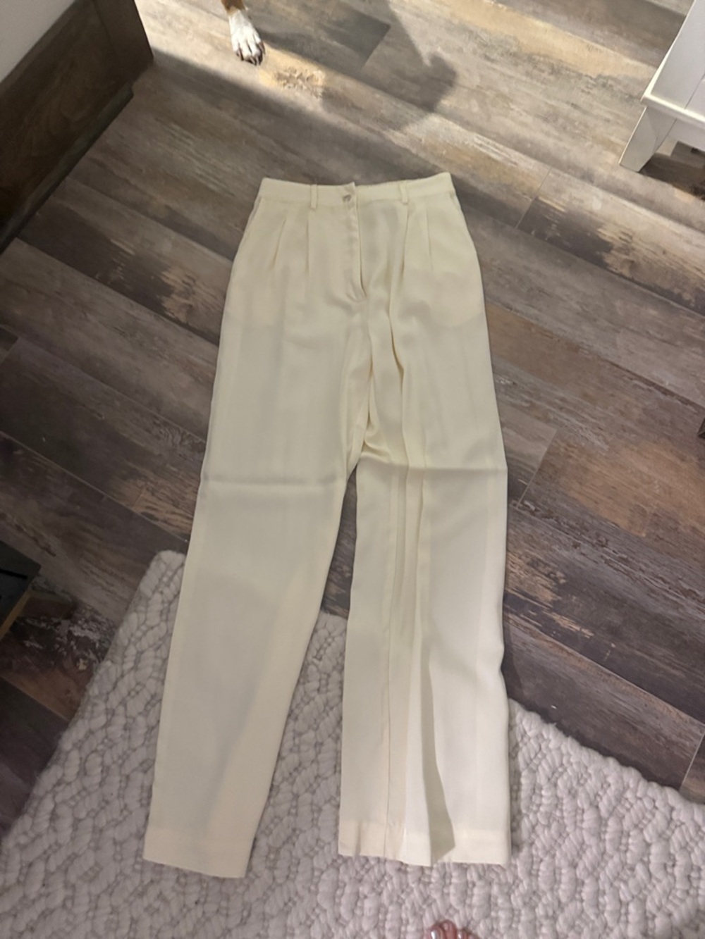 DONNI. Cream High-Rise Pleated Trousers worn once - Picture 3 of 3